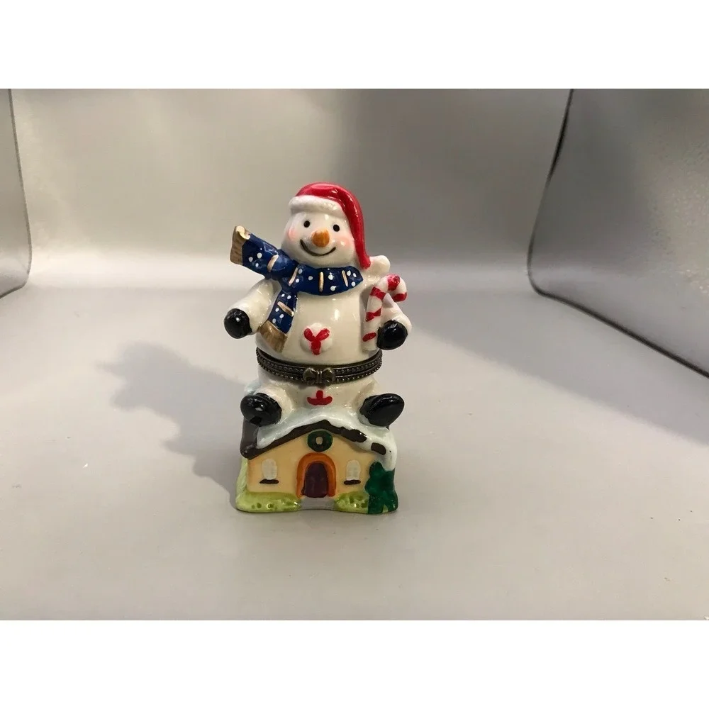 Snowman trinket box‎
